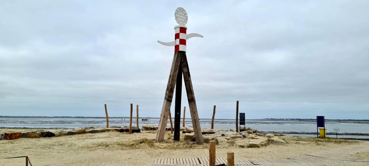 Ferienhaus Nordseeglueck Im Ferienpark Berumbur Bagian luar foto
