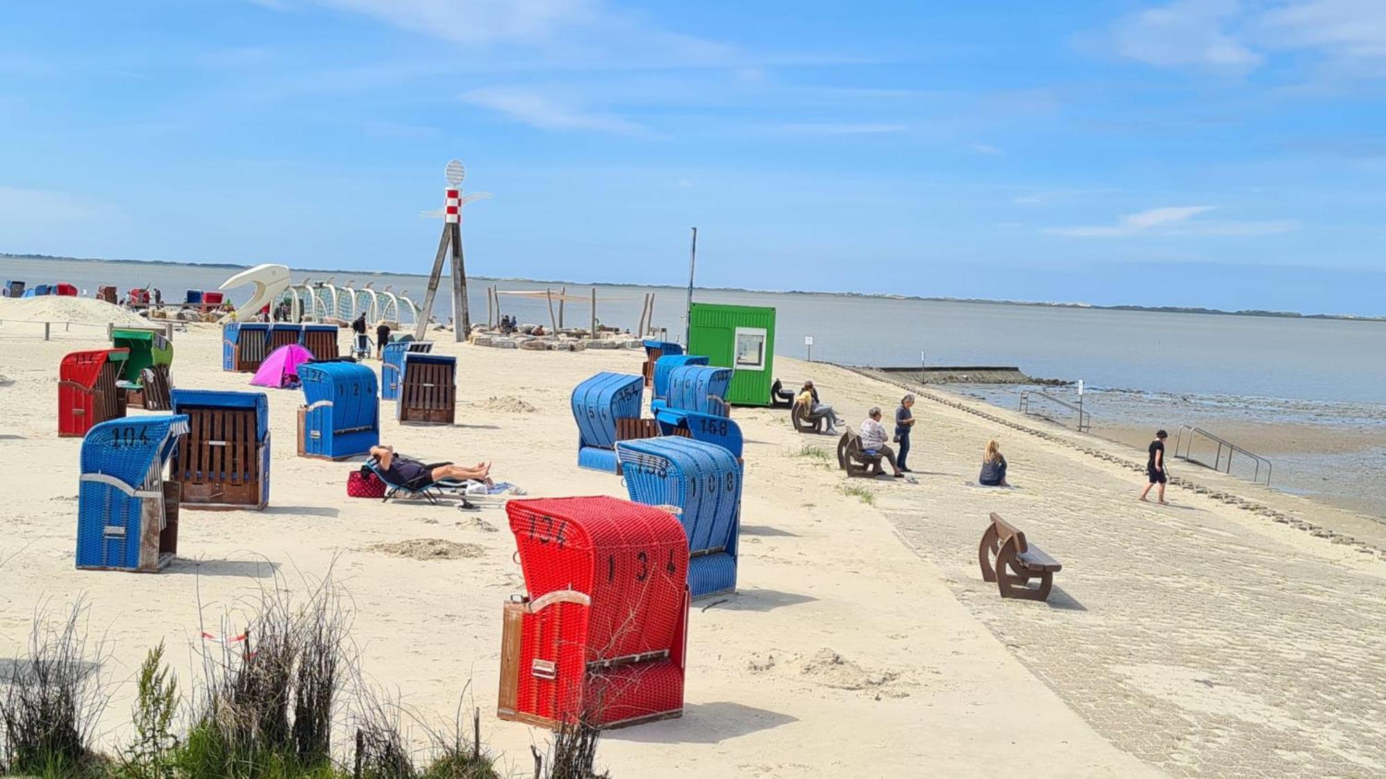 Ferienhaus Nordseeglueck Im Ferienpark Berumbur Bagian luar foto